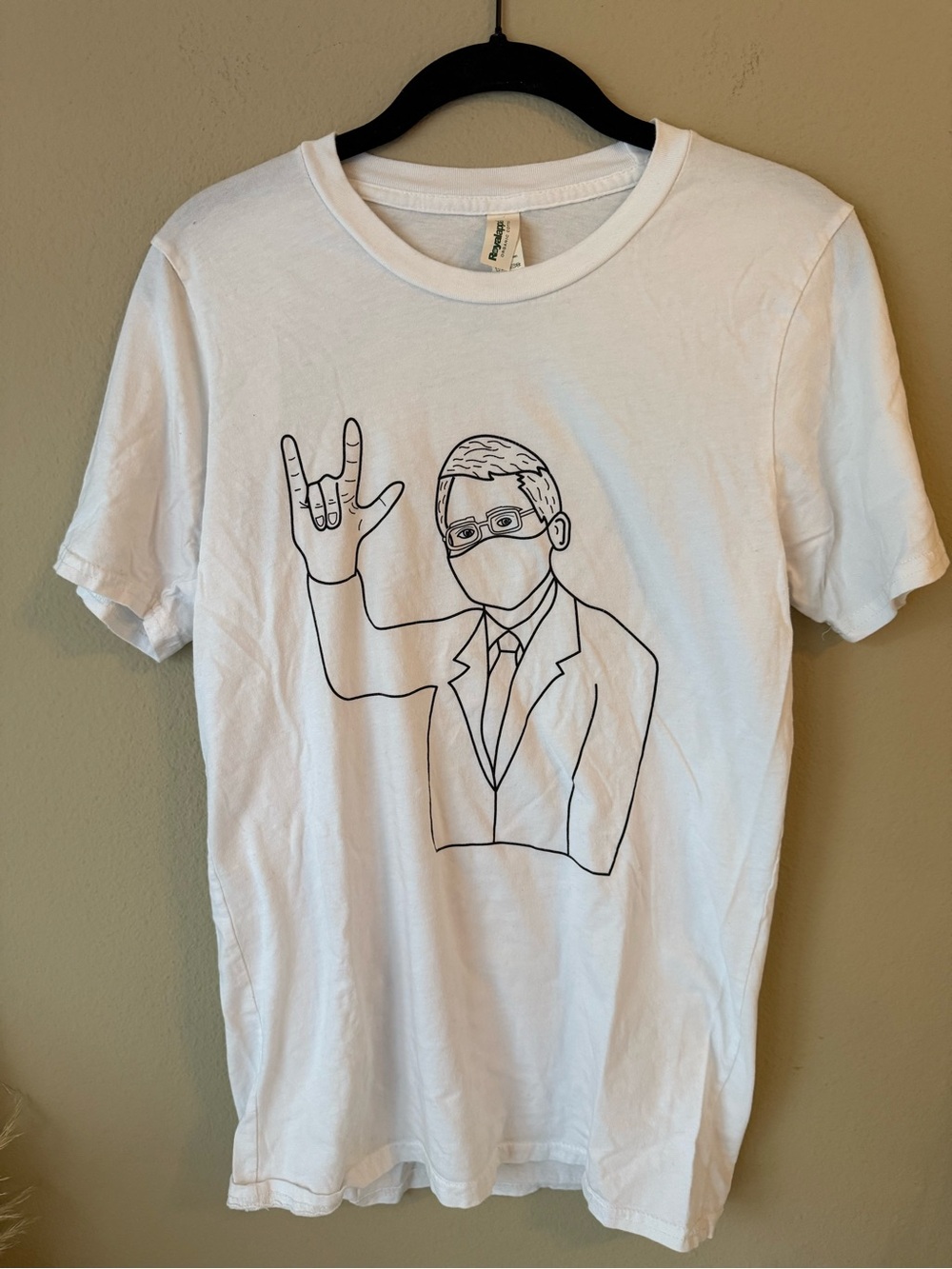 White Graphic Doctor Anthony Fauci Line Art Design T-Shirt Top Tee